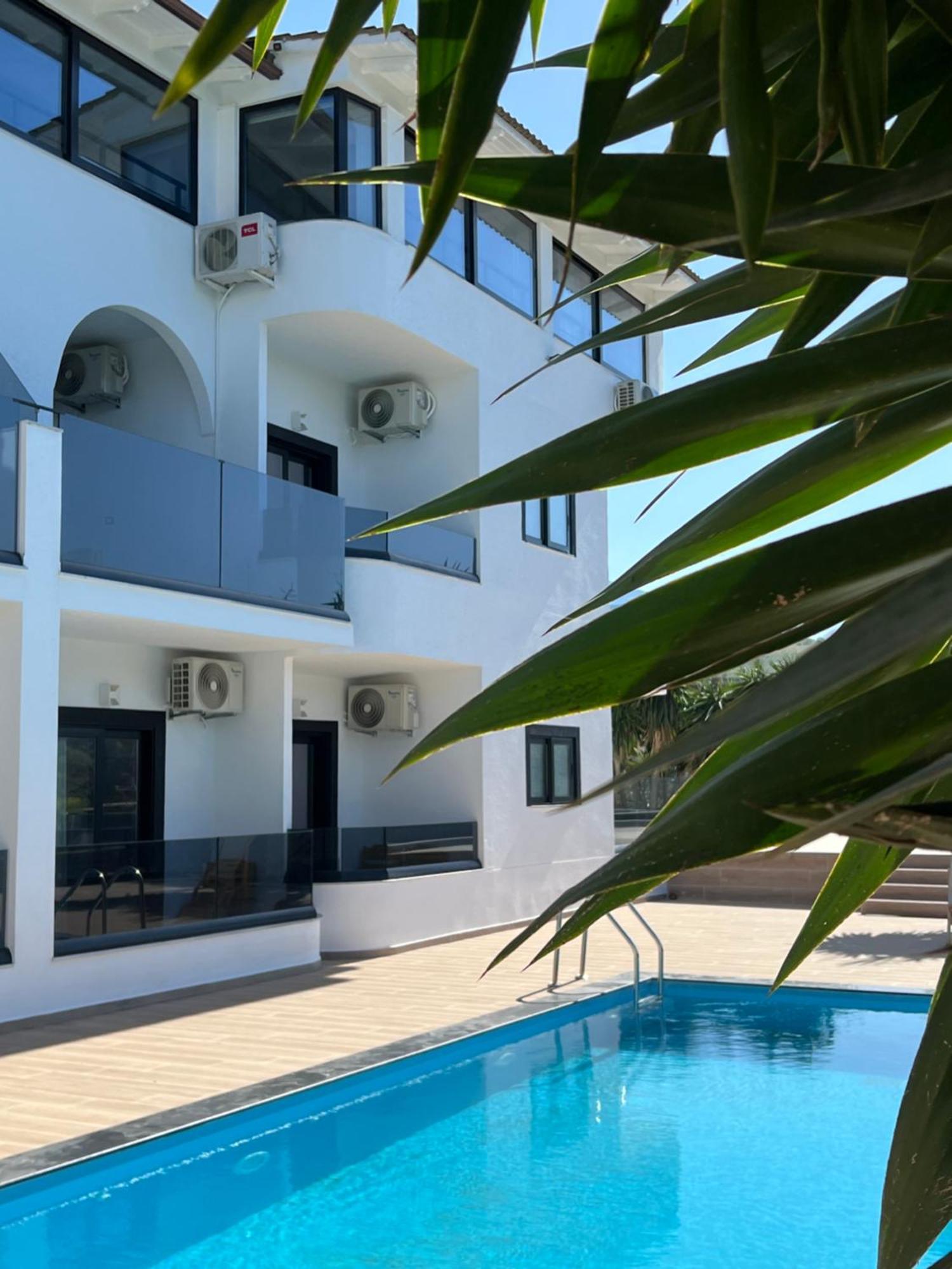 Hotel Vila Park Bujari Ksamil Kültér fotó